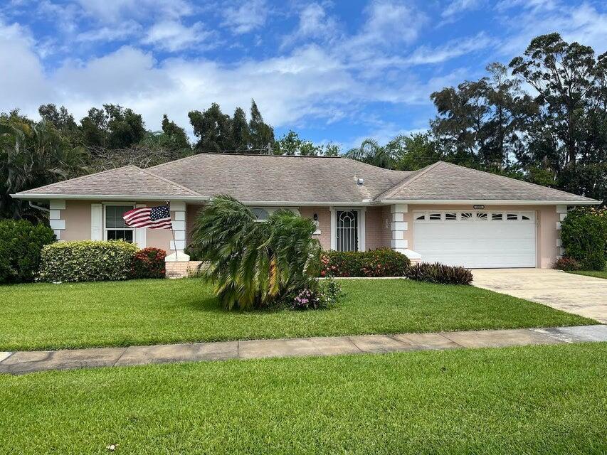 1333 SE San Sovina Terrace in Port St. Lucie, FL - Building Photo