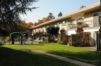 Imperial House Apartments in Portland, OR - Building Photo - Building Photo