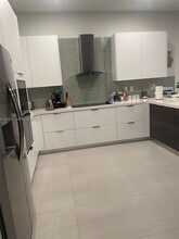 3270 SW 44th St in Fort Lauderdale, FL - Building Photo - Building Photo