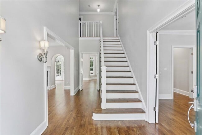1014 Lenox Crest in Atlanta, GA - Building Photo - Building Photo