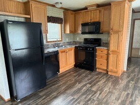 518 S English Creek Rd in Egg Harbor City, NJ - Building Photo