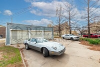 838 S Main St photo'