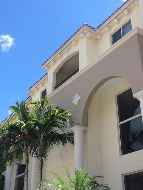 3201 Renaissance Way in Boynton Beach, FL - Foto de edificio - Building Photo
