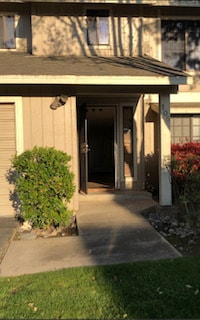 4732 E Alamos Ave, Unit 106 in Fresno, CA - Building Photo - Building Photo