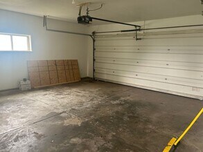 107 W Maple St in Nixa, MO - Building Photo - Building Photo