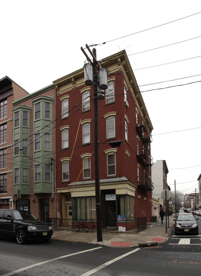 601 Willow Ave in Hoboken, NJ - Foto de edificio - Building Photo