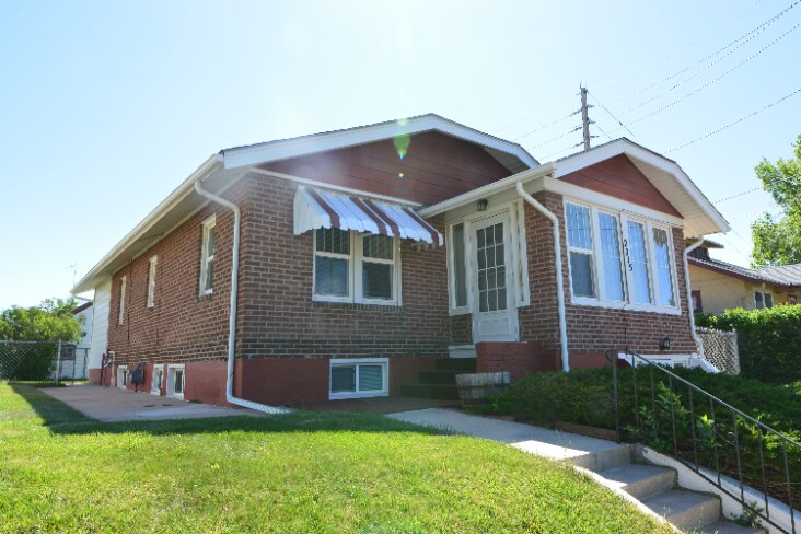 2715 House Ave in Cheyenne, WY - Building Photo