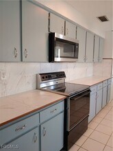 134 Connecticut Ave in Ft. Myers, FL - Building Photo - Building Photo