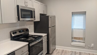 1205 E Armour Blvd in Kansas City, MO - Building Photo - Building Photo