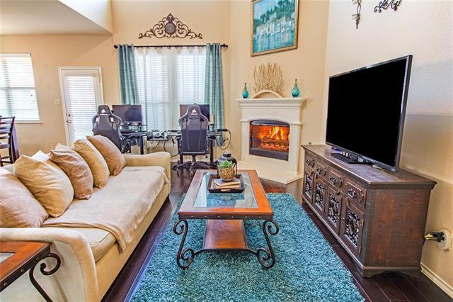 1401 Christina Creek Dr in Little Elm, TX - Building Photo - Building Photo