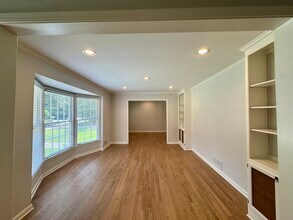 5599 Bend Creek Rd in Dunwoody, GA - Building Photo - Building Photo