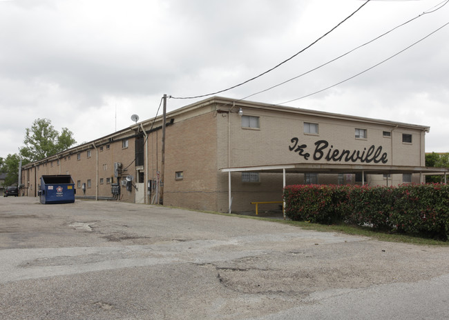 The Bienville Apartments in Houston, TX - Building Photo - Building Photo