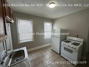 8916 Madison Ave in Cleveland, OH - Building Photo - Building Photo