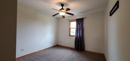 1409 Gilray Dr in Joliet, IL - Building Photo - Building Photo
