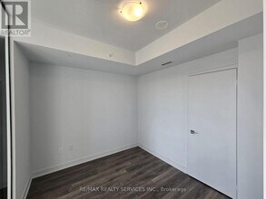 2920 Hwy 7 in Vaughan, ON - Building Photo - Building Photo