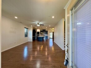 1200 Governess Ln in Morrisville, NC - Foto de edificio - Building Photo