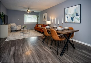 The District Knoxville in Knoxville, TN - Foto de edificio - Building Photo