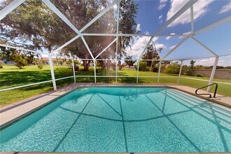 7923 Ridge Pointe Dr E in Lakeland, FL - Building Photo - Building Photo