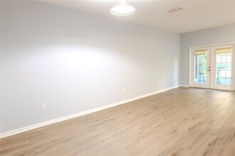 8208 Downpatrick Ct in Tampa, FL - Building Photo - Building Photo