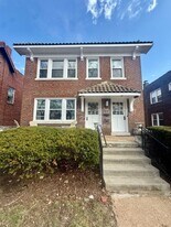 1020 Claytonia Terrace in Richmond Heights, MO - Building Photo