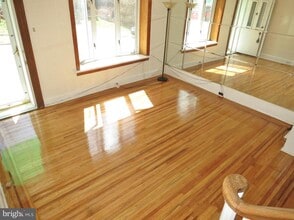 245 Kalos St in Philadelphia, PA - Building Photo - Building Photo