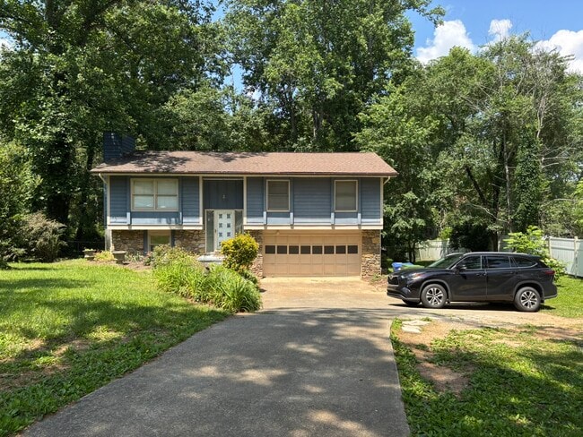 77 Overlook Rd in Asheville, NC - Building Photo - Building Photo