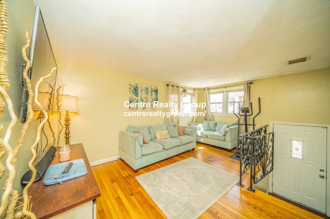property at 21 Weymouth Ave