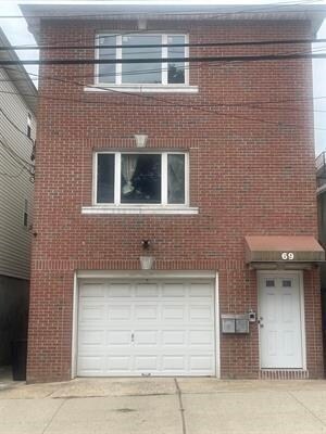 69 Cambridge Ave in Jersey City, NJ - Building Photo