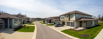 Luxe at Pepper Pike in Pepper Pike, OH - Building Photo - Building Photo