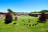 Shawnee Apartments in Shawnee, KS - Foto de edificio - Building Photo