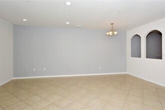 7930 Moonstone Dr in Sarasota, FL - Building Photo - Building Photo