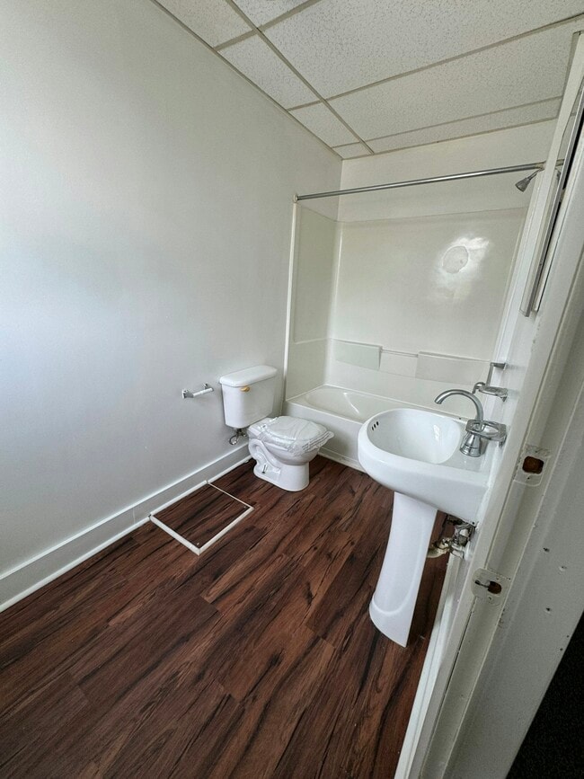 122 W Main St in Elkton, MD - Building Photo - Building Photo