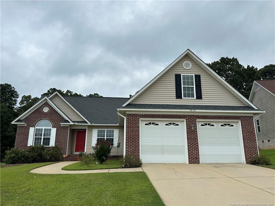 1673 Kershaw Loop in Fayetteville, NC - Building Photo