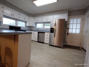 60 Washington St in Wellesley, MA - Building Photo - Building Photo