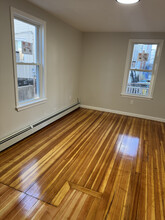 40 Temple St, Unit 1 in Somerville, MA - Building Photo - Building Photo
