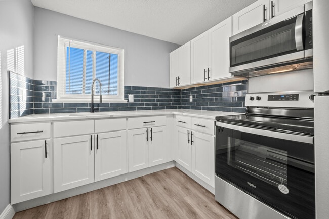 140 Silver Ln