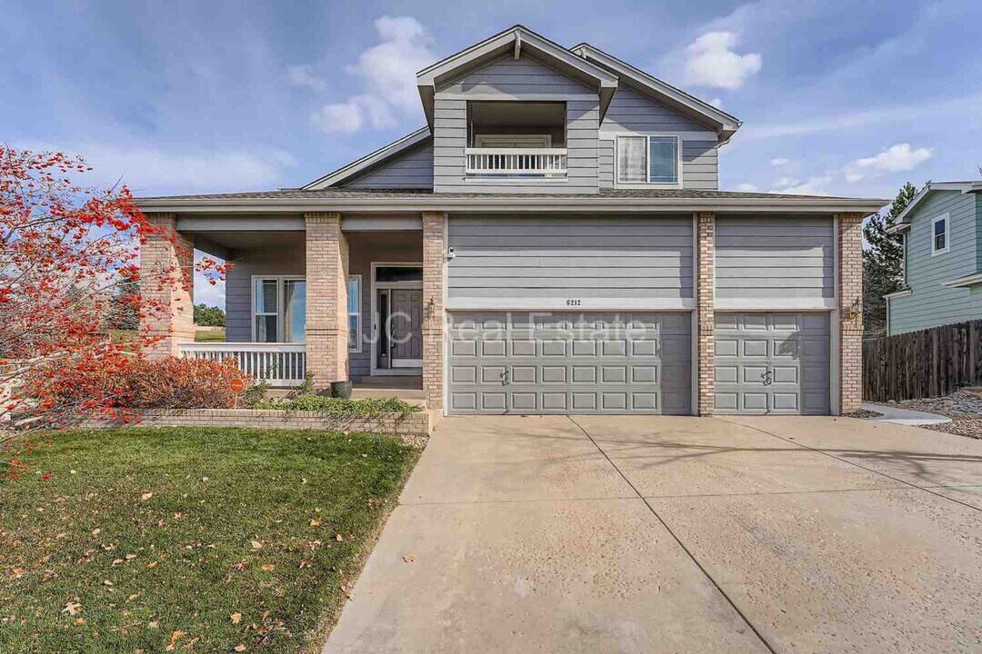 6212 S Valdai Ct in Aurora, CO - Building Photo