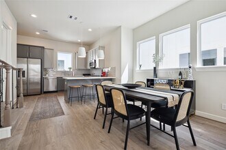 137 Eastwood St in Houston, TX - Building Photo - Building Photo