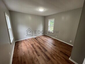 298 McLaughlin Ave in Muskegon, MI - Building Photo - Building Photo