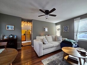 814 South Ave, Unit 814 rear in Rochester, NY - Foto de edificio - Building Photo