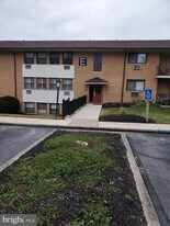 1016 W Baltimore Pike in Media, PA - Building Photo