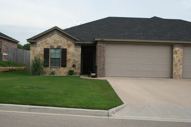 property at 3502 Canyon Crossing