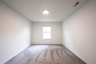 10290 Tournon Dr in Fishers, IN - Building Photo - Building Photo