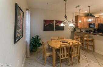 9102 Chula Vista St in Naples, FL - Building Photo - Building Photo