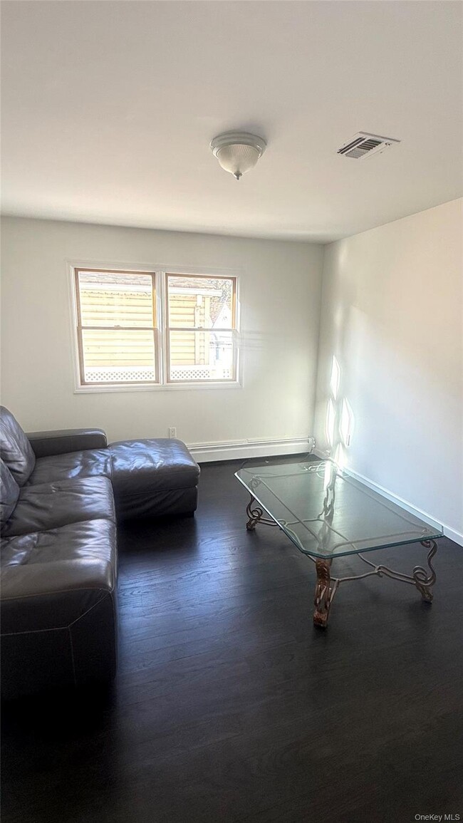 property at 1318 Post Ave