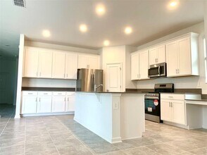6283 Blissful St in Clermont, FL - Building Photo - Building Photo