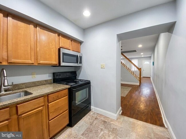 4220 Powelton Ave in Philadelphia, PA - Building Photo - Building Photo