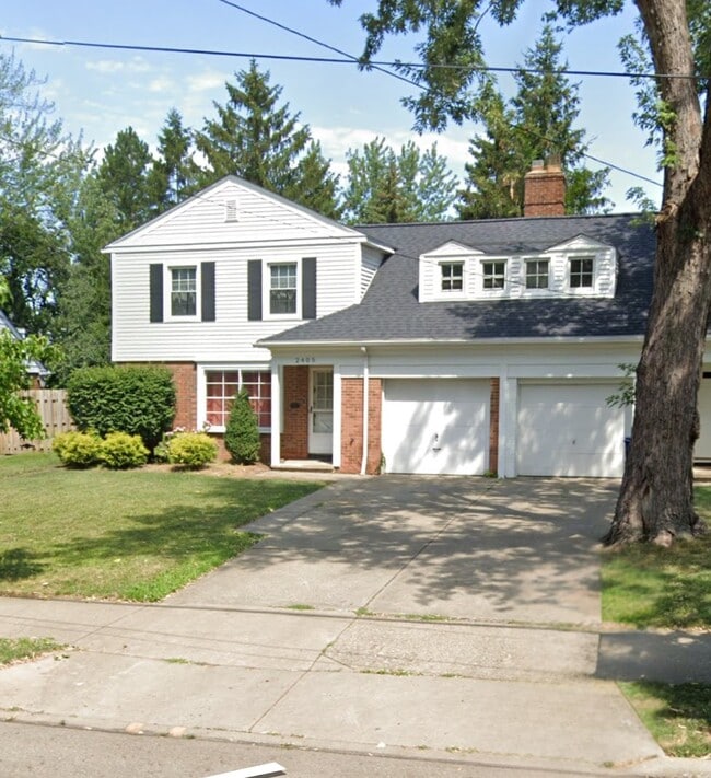 property at 2405 Overlook Rd