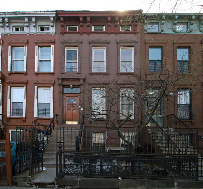 850 Greene Ave in Brooklyn, NY - Building Photo - Building Photo