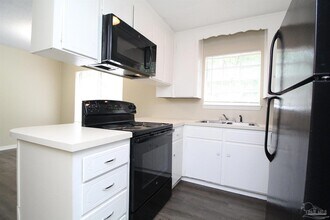10151 Guidy Ln in Pensacola, FL - Building Photo - Building Photo